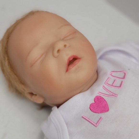 Lifelike Baby Girl Doll looks Real Newborn Reborn Closed Eyes Open